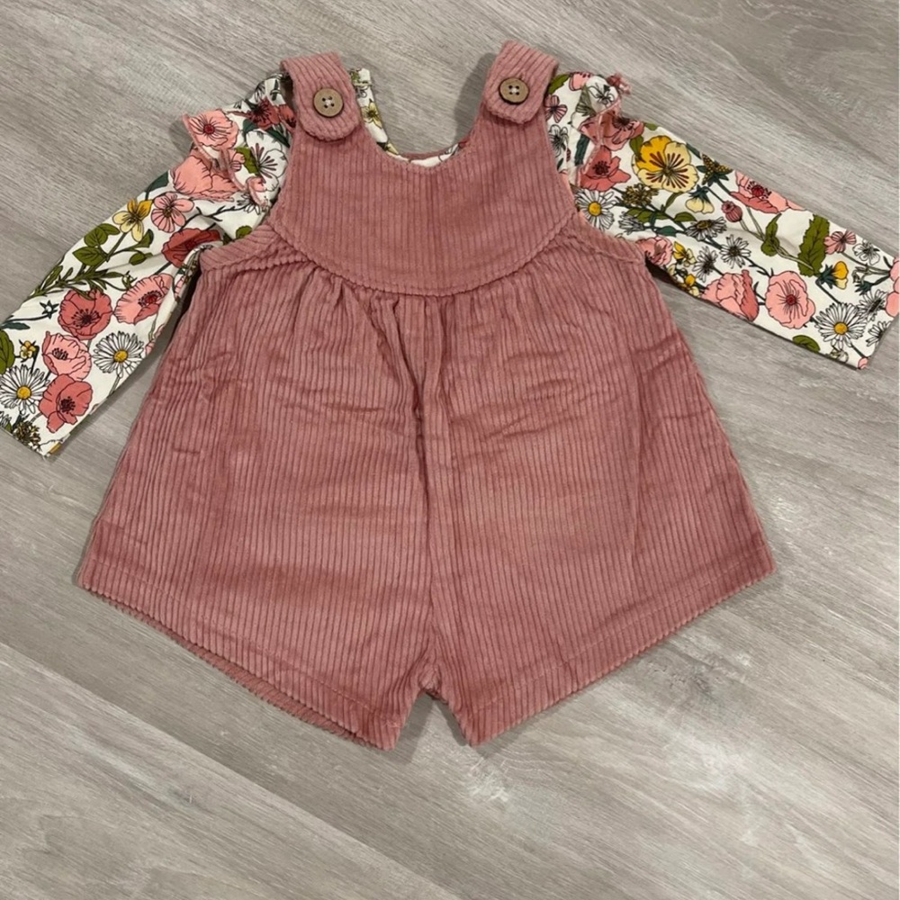 Baby girl outfit